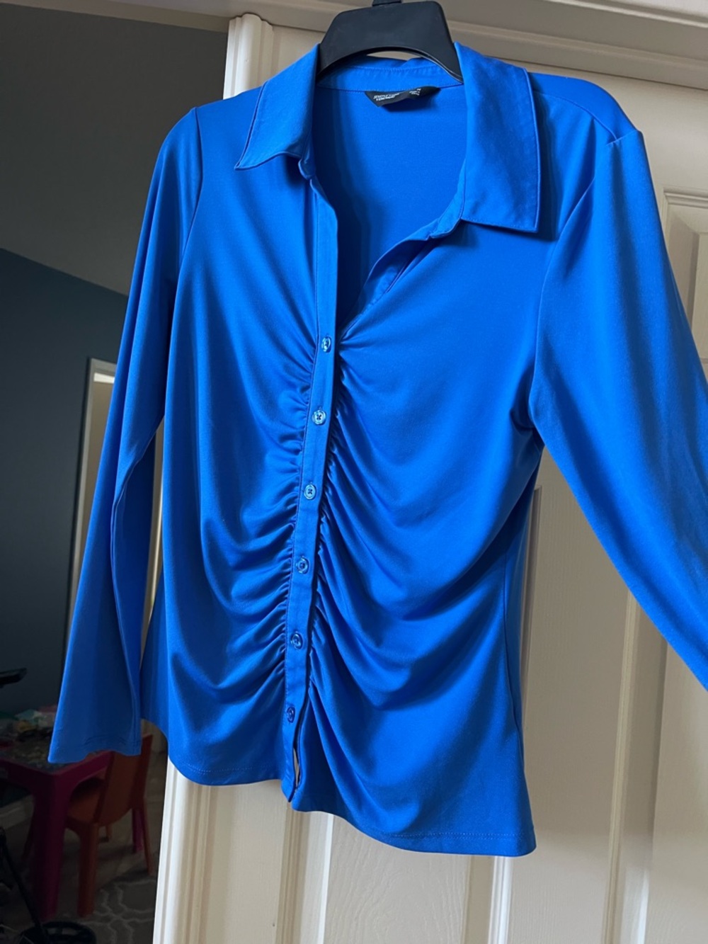 Blue Ruched Button-Front Top - Picture 2 of 4